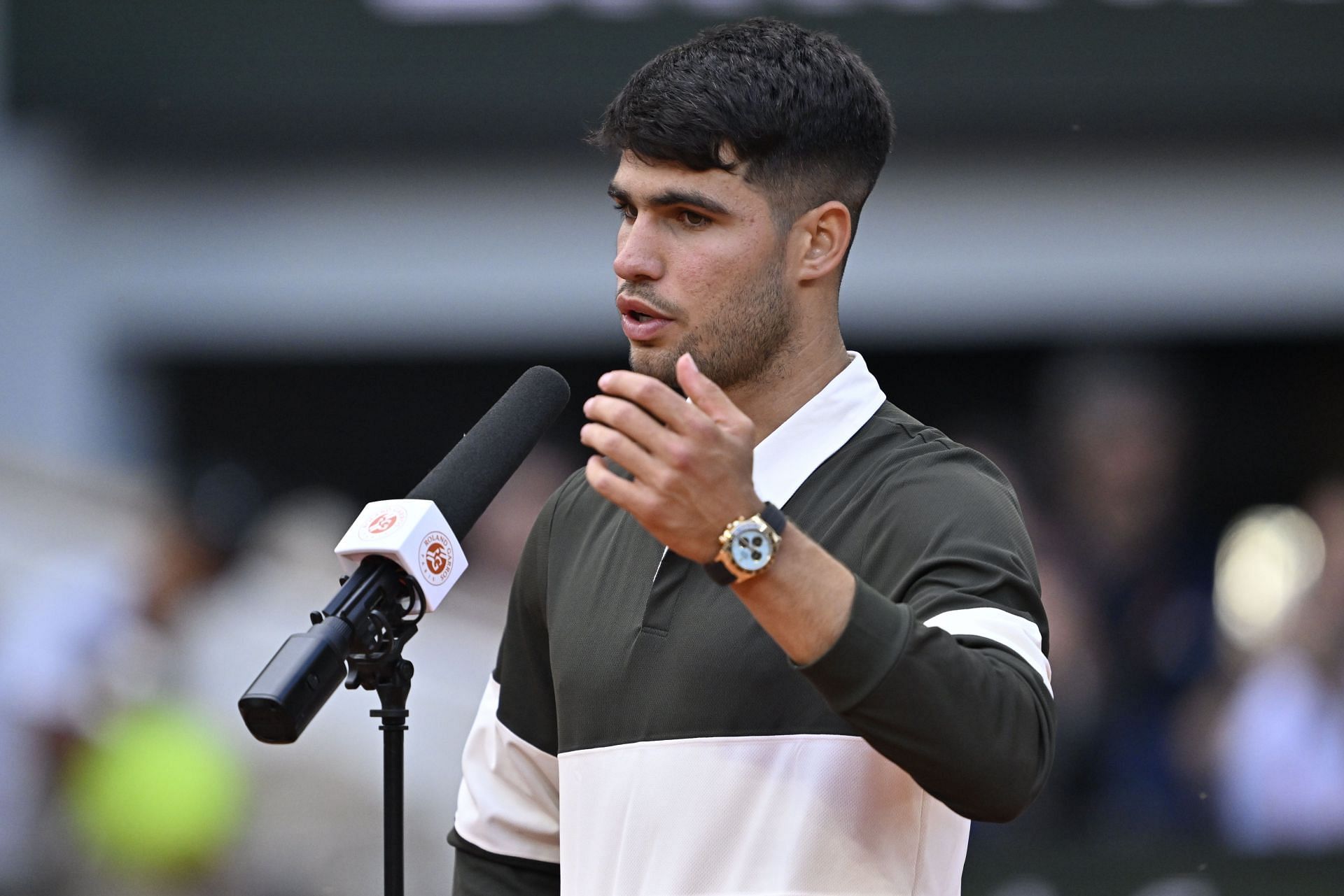 Carlos Alcaraz speaks at the 2025 Roland-Garros - Image Source: Getty
